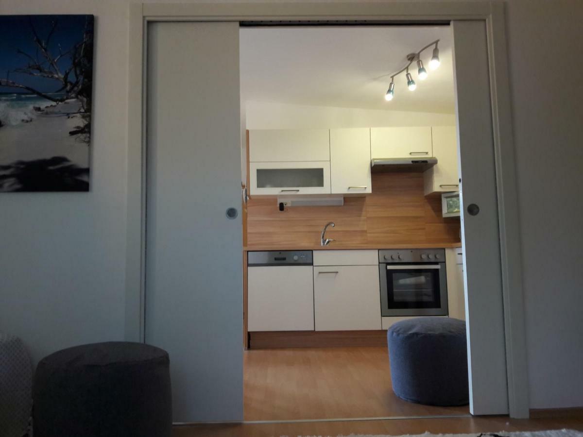 Bungalow At Lake Alte Donau Vienna Esterno foto