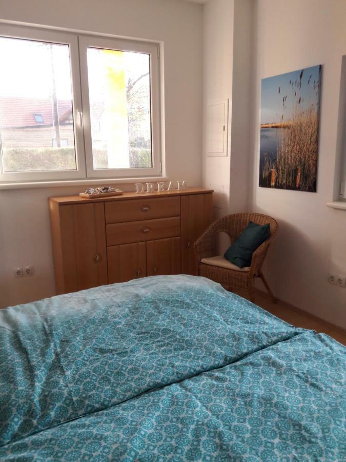 Bungalow At Lake Alte Donau Vienna Esterno foto